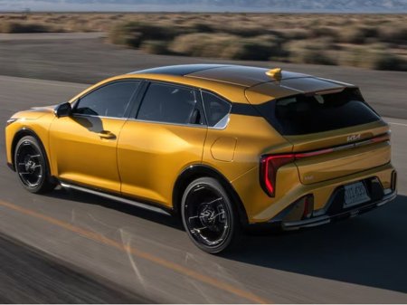 2026 Kia K4 K4 K2 Commercial, *3.9% finance* *7 YEAR WARRANTY* *3 YEAR AA* *3 FREE SERVICES FOR KIA CUSTOMERS* Selectable Drive Mode, Lane Departure Warni €27,900