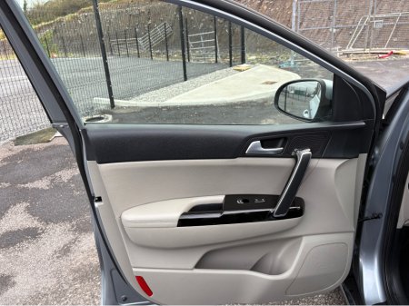 2021 Kia Sportage - thumbnail 19