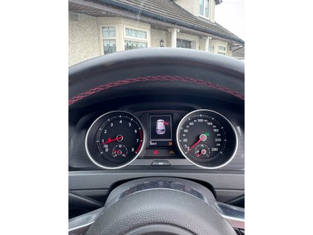 2013 Volkswagen Golf - thumbnail 12