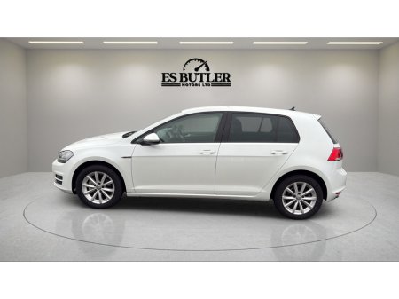 2015 Volkswagen Golf  €13,490 thumbnail
