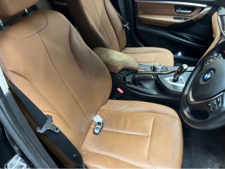 2016 BMW 3 Series - thumbnail 9