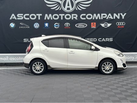 2015 Toyota Aqua Hybrid €9,500 thumbnail