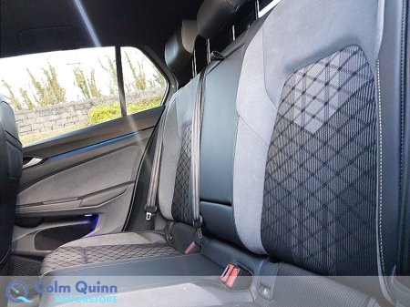 2024 Volkswagen Golf R-Line DSG 2.0 TDI 150HP *Manufacturers Warranty Until 27-02-2027/90,000Kms* €38,995 thumbnail