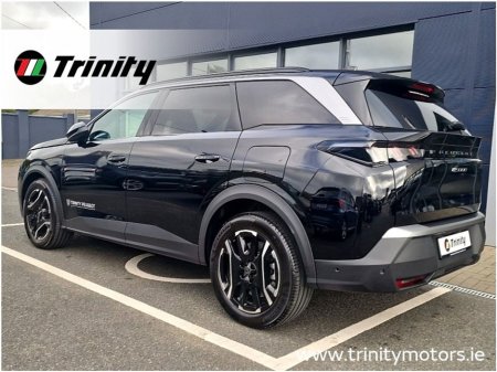 2025 Peugeot 5008 252 DEMO* BEV 73KWH * 210HP ALLURE * TRINITY MOTORS * €49,945