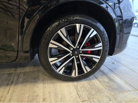 2025 Ford Kuga ST-LINE X PHEV CVT ACTIVE €42,900 thumbnail