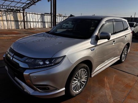 2018 Mitsubishi Outlander - thumbnail 7