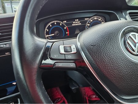 2019 Volkswagen Golf 1.2 TSI COMFORTLINE VIRTUAL COCKPIT - NAVIGATION -CARPLAY ANDROID AUTO - REVERSING CAMERA - LOW ROAD TAX BAND €18,750 thumbnail