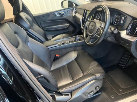 2021 Volvo XC60 - thumbnail 12