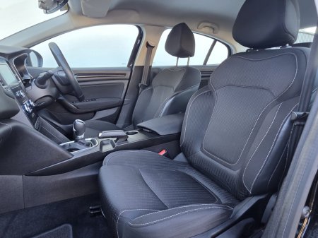 2020 Renault Megane - thumbnail 10