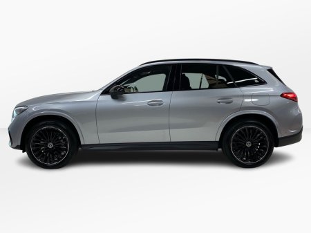 2025 Mercedes-Benz GLC Class GLC 300 Urban Edition E 4MATIC €77,950 thumbnail