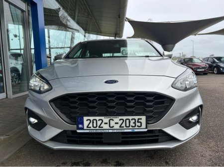 2020 Ford Focus - thumbnail 5