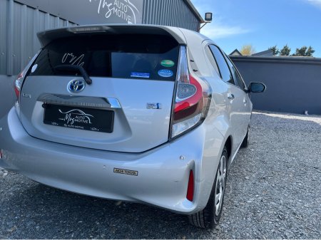 2020 Toyota Aqua - thumbnail 7