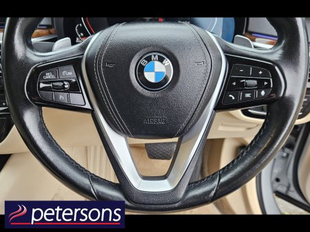 2020 BMW 5 Series - thumbnail 16