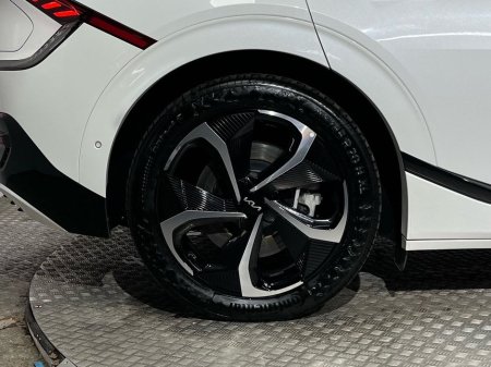 2024 Kia EV6 - thumbnail 10