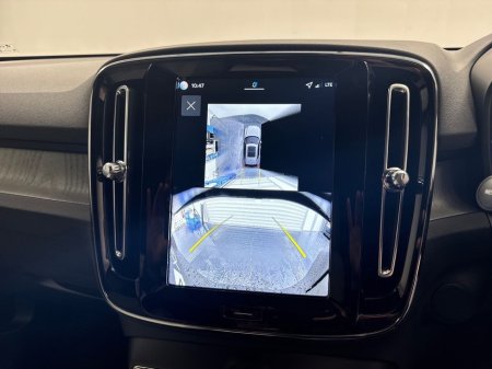 2026 Volvo EX40 - thumbnail 19