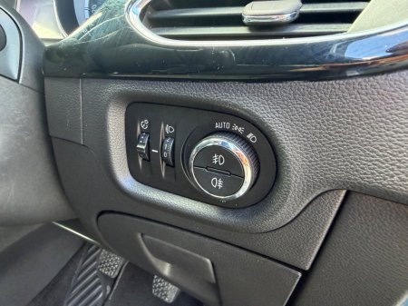 2015 Vauxhall Astra - thumbnail 10