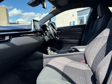 2022 Toyota C-HR - photo 6