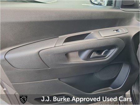 2024 Peugeot Partner PARTNER PRO PLUS 1.5 HDI 100 1 thumbnail