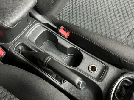 2017 Vauxhall Astra - thumbnail 32