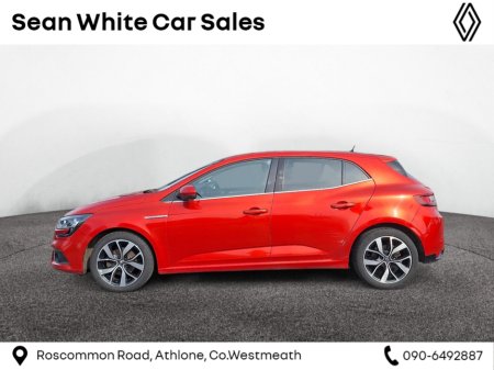 2020 Renault Megane - view 3