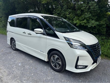 2020 Nissan Serena E Power Hybrid 7 seater €24,995