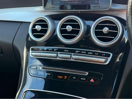 2016 Mercedes-Benz C Class - thumbnail 24