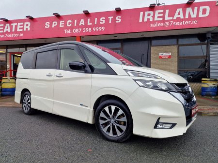 2017 Nissan Serena 2.0 PETROL HYBRID AUTOMATIC  LOW MILEAGE 8 SEATER