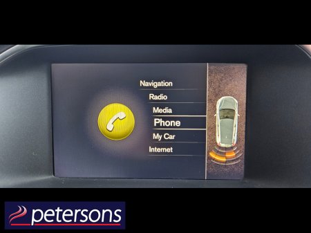 2017 Volvo V40 2.0 D2 MOMENTUM NAV + 120BHP 5DR €12,950 thumbnail