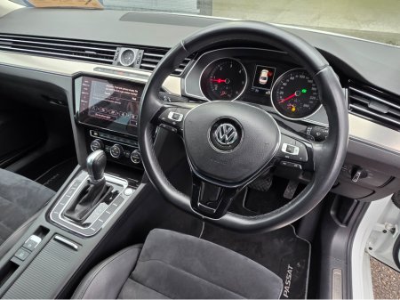 2020 Volkswagen Passat - thumbnail 15
