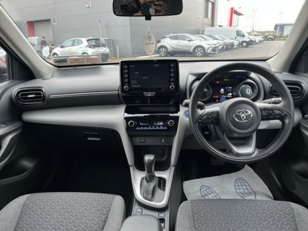 2022 Toyota Yaris Cross - thumbnail 8