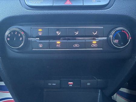 2021 Kia Ceed  €11,341 thumbnail