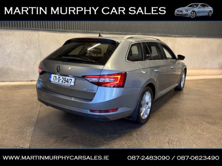 2017 Skoda Superb - thumbnail 9