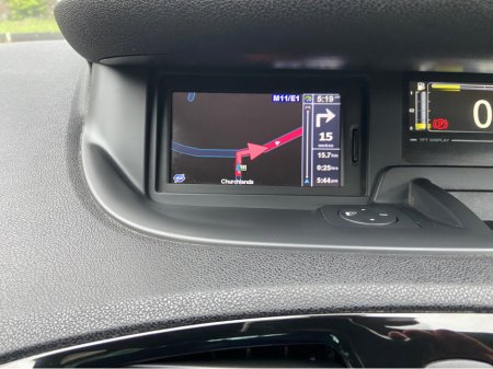 2015 Renault Scenic - photo 4