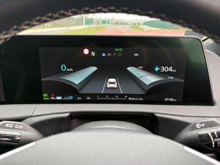 2023 Kia EV6 GT Line 5DR Auto, *limited edtion* *warranty till 2030* Bluetooth, Multi-Function Steering Wheel, Reversing Camera, Sat Nav, Climate Control, €38,900 thumbnail