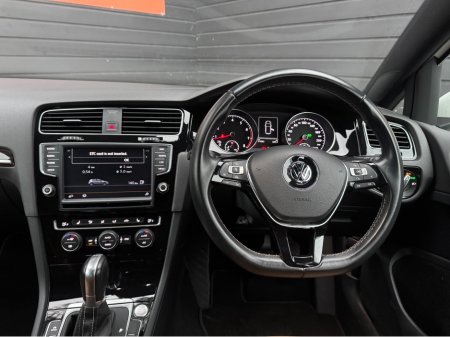 2015 Volkswagen Golf - thumbnail 12