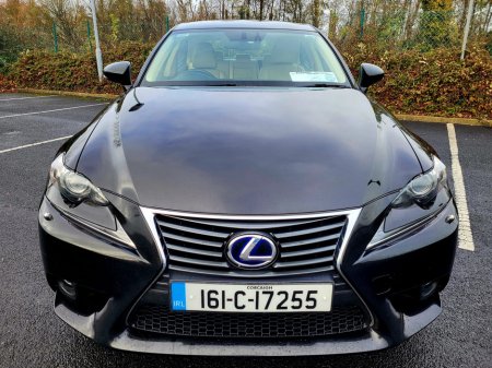 2016 Lexus IS 300 h  €13,999