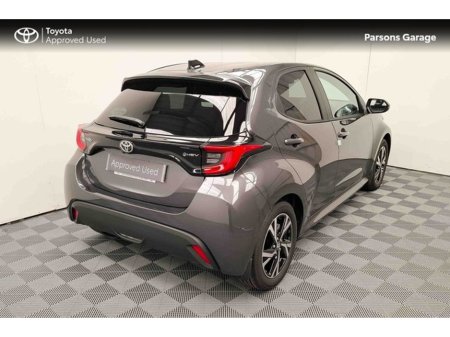2026 Toyota Yaris - thumbnail 2