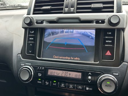 2016 Toyota Landcruiser - thumbnail 17