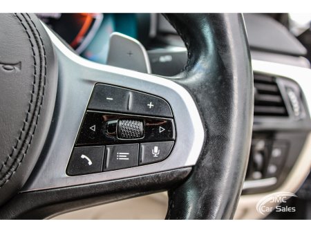 2021 BMW 5 Series - thumbnail 27