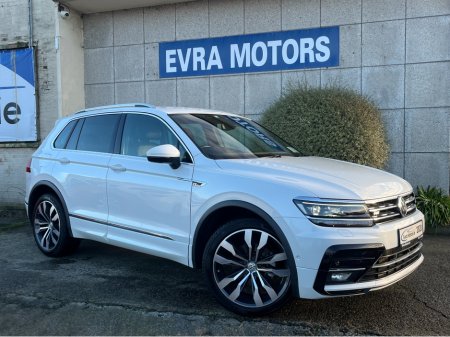 2020 Volkswagen Tiguan R-LINE 4MOTION AUTOMATIC 2.0 DIESEL //LOW MILES//MASSIVE SPEC//FULL LEATHER//DYNAUDIO SOUND SYSTEM//360 PARKING CAMERAS//HEAD UP DISPLAY//