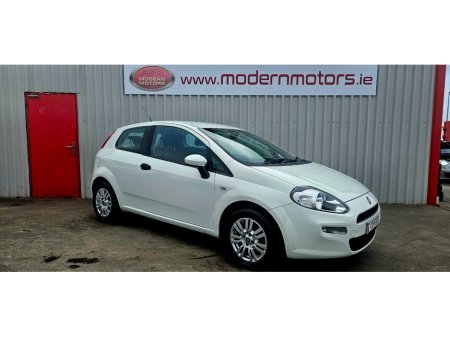 2015 Fiat Punto - thumbnail 17