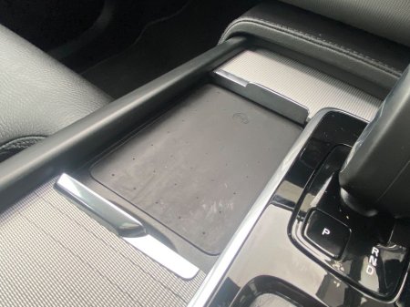 2024 Volvo XC90 T8 Dark Plus Recharge AWD Auto (PHEV) €69,900 thumbnail