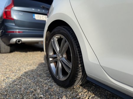 2018 Volkswagen Golf - thumbnail 25