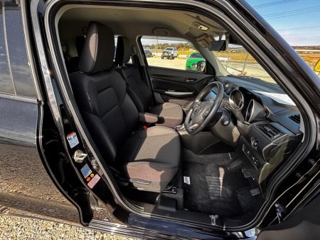 2020 Suzuki Swift - thumbnail 6