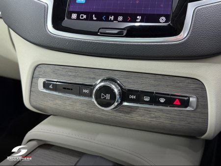 2023 Volvo XC90 - thumbnail 38