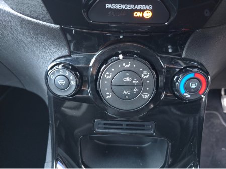 2014 Ford Fiesta 1.25 ZETEC -ST LINE REPLICA-NCT AND TAX €5,450 thumbnail