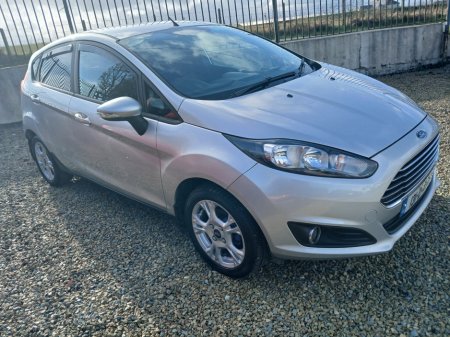 2013 Ford Fiesta - thumbnail 8