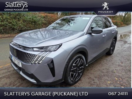 2025 Peugeot 3008 1.2 MHEV PureTech 136bhp eDCS6 Allure €40,995 thumbnail