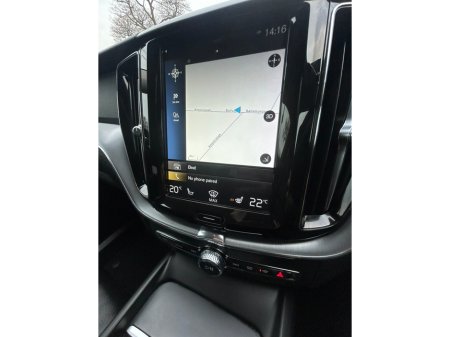 2020 Volvo XC60  €28,850 thumbnail