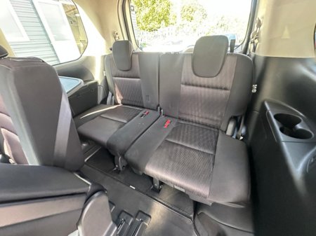 2016 Nissan Serena 2.0 Petrol Hybrid Automatic Low mileage 8 Seater  (3798) €20,995 thumbnail